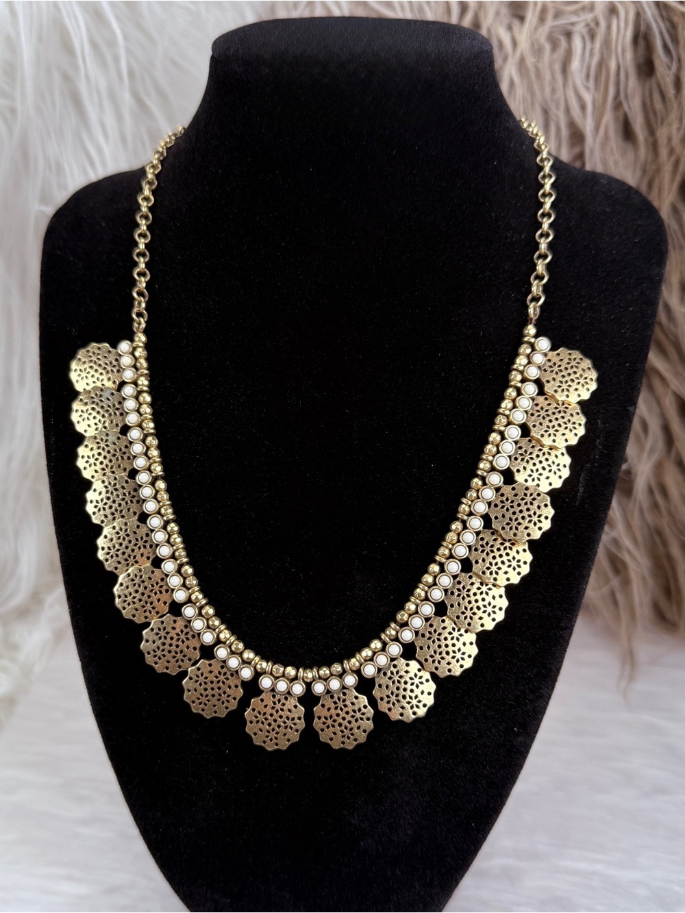 Lucky Brand Goldtone Filigree Disc Statement Bib Necklace White Bead